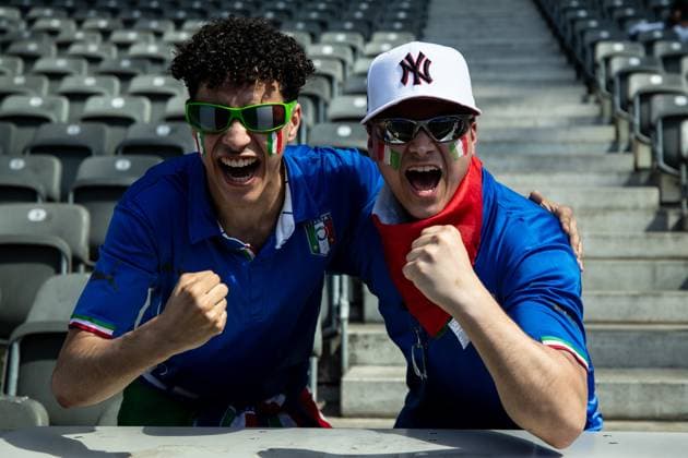 UEFA EURO 2024 Switzerland Italy 29 06 2024 Fans of Italy until the start of the match UEFA EURO 2024 Switzerland Italy Olympiastadion, Berlin 29 06 2024 Copyright: xBEAUTIFULxSPORTS Buriakovx