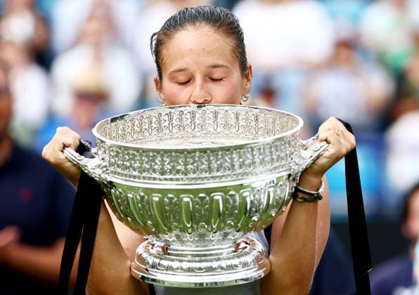 Daria Kasatkina seen with the trophy after winning the Women s Singles Final. Rothesay International Eastbourne, Day 7, Tennis, Devonshire Park, Eastbourne, UK - 29 June 2024  Copyright: xJamesxMarsh Shutterstockx 14555509ab