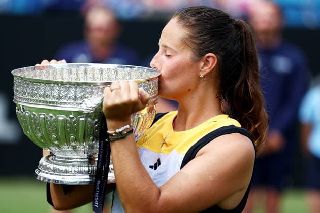 Daria Kasatkina seen with the trophy after winning the Women s Singles Final. Rothesay International Eastbourne, Day 7, Tennis, Devonshire Park, Eastbourne, UK - 29 June 2024  Copyright: xJamesxMarsh Shutterstockx 14555509x