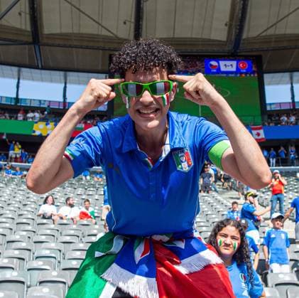 Football, men, season 2023 24, Euro 2024 round of 16 in Berlin, Switzerland Italy, fans of Italy in the stands, 29 06 2024, Copyright: xSebastianxRäppold MatthiasxKochx