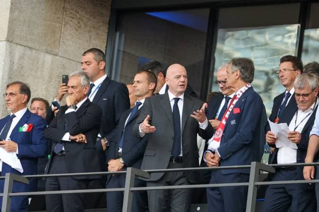 Gianni Infantino FIFA President , Dominique Blanc President of the Swiss Football Association , Aleksander Äaeferin UEFA President , VIP box, officials, UEFA EURO 2024, Berlin, soccer match, officials, suit, talks, summer, festive atmosphere, stadium, soccer enthusiasm, sports event, national team, grandstand, executives, soccer officials, delegation, event organization, official guests, networking, prominent personalities, important decision makers, UEFA representatives, football, UEFA, European Championship, round of 16 2024, Switzerland vs Italy, 29 06 2024, Olympiastadion Berlin, Berlin, Germany Berlin Olympiastadion Berlin Berlin Germany Copyright: xGrantxHubbsx