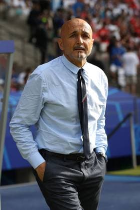 29 06 2024, xtgx, European Football Championship 2024 1 8 Final, Switzerland Italy emspor, v l Coach Head Coach Luciano Spalletti Italy UEFA REGULATIONS PROHIBIT ANY USE OF PHOTOGRAPHS as IMAGE SEQUENCES and or QUASI VIDEO Berlin