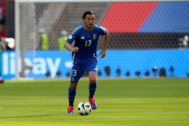 29 06 2024, xtgx, European Football Championship 2024 1 8 Final, Switzerland Italy emspor, v l Matteo Darmian Italy UEFA REGULATIONS PROHIBIT ANY USE OF PHOTOGRAPHS as IMAGE SEQUENCES and or QUASI VIDEO Berlin