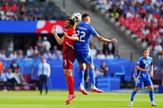 Header duel air duel Remo Freuler Switzerland, 08 , Stephan El Shaarawy Italy, 22 GER, Switzerland vs Italy, European Football Championship, UEFA Euro 2024, Round of 16, 29 06 2024 GER, Switzerland vs Italy, European Football Championship, UEFA Euro 2024, Round of 16, 29 06 2024 Berlin Copyright: xEibner-Pressefoto MarcelxvonxFehrnx EP_MFN