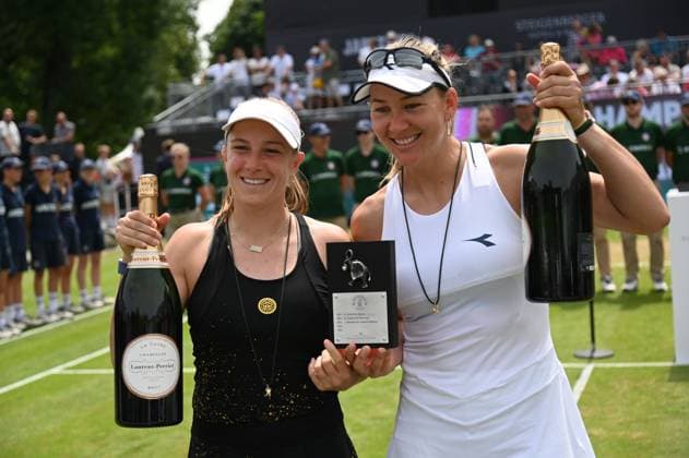 29 06 2024 Bad Homburg vor der Höhe WTA Lawn Tennis Tournament from 22 6 to 29 6 2024 Bad Homburg Open 2024 DOUBLE FINAL between Nicole Melichar Martinez USA Ellen Perez AUS and Veronika KUDERMETOVA Russia Hao Ching Chan TWA Picture shows the winners Melichar Martinez and Perez