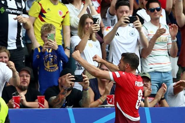 29 06 2024, xtgx, European Football Championship 2024 1 8 Final, Switzerland Italy emspor, v l Goal celebration after the goal to celebrate the goal celebrate 1 0 by Remo Freuler Switzerland UEFA REGULATIONS PROHIBIT ANY USE OF PHOTOGRAPHS as IMAGE SEQUENCES and or QUASI VIDEO Berlin