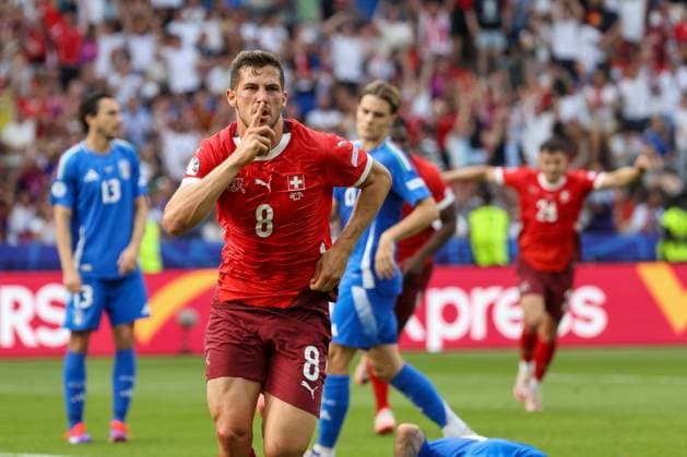 Goal celebration after the 1-0 goal by Remo Freuler Switzerland, 08 , Football, UEFA , European Championship, Round of 16 2024, Switzerland vs Italy, 29 06 2024, Olympiastadion Berlin, Berlin, Germany Berlin Olympiastadion Berlin Berlin Germany Copyright: xGrantxHubbsx