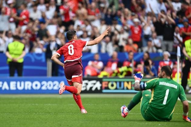 BERLIN, GERMANY - JUNE 29: Remo Freuler of Switzerland celebrates after scoring the first goal during the match between Switzerland and Italy on Round of 16 - UEFA EURO, EM, Europameisterschaft,Fussball 2024 at Olympiastadion on June 28, 2024 in Berlin, Germany. Photo by Sebastian Frej Switzerland v Italy - Round of 16 - UEFA EURO 2024 Copyright: xSebastianxFrejx