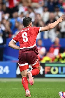 BERLIN, GERMANY - JUNE 29: Remo Freuler of Switzerland celebrates after scoring the first goal during the match between Switzerland and Italy on Round of 16 - UEFA EURO, EM, Europameisterschaft,Fussball 2024 at Olympiastadion on June 28, 2024 in Berlin, Germany. Photo by Sebastian Frej Switzerland v Italy - Round of 16 - UEFA EURO 2024 Copyright: xSebastianxFrejx