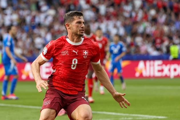Goal celebration after the 1-0 goal by Remo Freuler Switzerland, 08 , Football, UEFA , European Championship, Round of 16 2024, Switzerland vs Italy, 29 06 2024, Olympiastadion Berlin, Berlin, Germany Berlin Olympiastadion Berlin Berlin Germany Copyright: xGrantxHubbsx