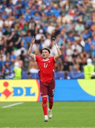 Ruben Vargas of Switzerland scores the second goal 2-0 and celebrates Switzerland v Italy, UEFA European Championship, EM, Europameisterschaft 2024, Round of 16, Football, Olympiastadion, Berlin, Germany - 29 Jun 2024 EDITORIAL USE ONLY No use with unauthorised audio, video, data, fixture lists, club league logos or live services. Online in-match use limited to 120 images, no video emulation. No use in betting, games or single club league player publications. Copyright: xPaulxCurrie Shutterstockx 14562043bl