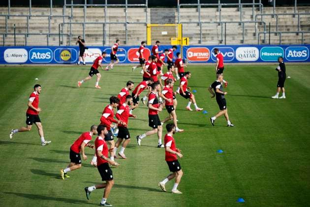 Georgia s players take part during a training session in Velbert, Germany, 29 June 2024. The team prepares its Euro2024 round of 16 soccer game against Spain on next 30 June. Georgia s training session !ACHTUNG: NUR REDAKTIONELLE NUTZUNG!  Copyright: xALBERTOxESTEVEZx GRAF9482 20240629-55014013721_1