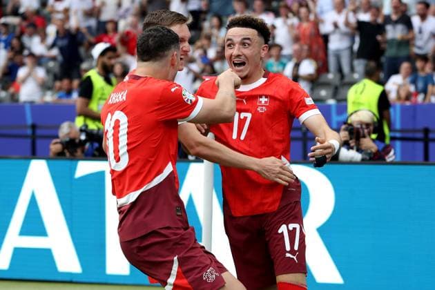 29 06 2024, xtgx, European Football Championship 2024 1 8 Final, Switzerland Italy emspor, v l Goal celebration after the goal to celebrate the goal celebrate 2 0 Ruben Vargas Switzerland with Granit Xhaka Switzerland UEFA REGULATIONS PROHIBIT ANY USE OF PHOTOGRAPHS as IMAGE SEQUENCES and or QUASI VIDEO Berlin