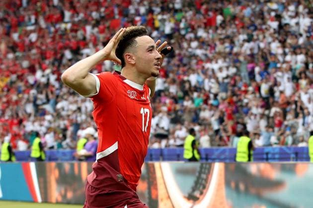 29 06 2024, xtgx, European Football Championship 2024 1 8 Final, Switzerland Italy emspor, v l Goal celebration after the goal to celebrate the goal celebrate 2 0 Ruben Vargas Switzerland UEFA REGULATIONS PROHIBIT ANY USE OF PHOTOGRAPHS as IMAGE SEQUENCES and or QUASI VIDEO Berlin