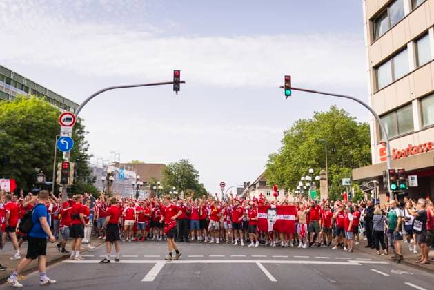 Dortmund, Germany 29th Jun 2024 Danish fans mash from Westpark to the stadium Germany Denmark Germany Denmark 29 06 2024