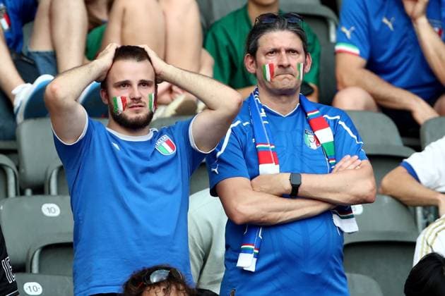 29 06 2024, xtgx, European Football Championship 2024 1 8 Final, Switzerland Italy emspor, v l emotions, fans, mood, flags, logo, Italy, spectators, jerseys sad, disappointed, frustrated, dejected UEFA REGULATIONS PROHIBIT ANY USE OF PHOTOGRAPHS as IMAGE SEQUENCES and or QUASI VIDEO Berlin