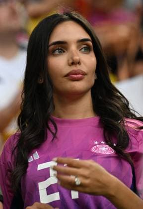 29 06 2024, xpsx, Football EM 2024 1 8 Final, Germany Denmark emspor, v l Sara Gündogan, the wife of Ilkay Gündogan DFL DFB REGULATIONS PROHIBIT ANY USE OF PHOTOGRAPHS as IMAGE SEQUENCES and or QUASI VIDEO Dortmund