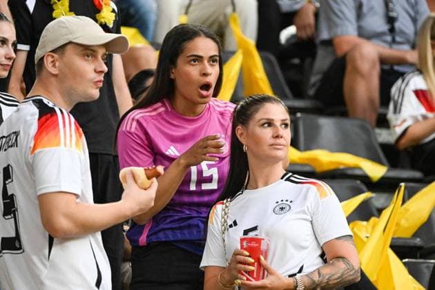 Soccer, men, season 2023 24, Euro EM 2024 round of 16 in Dortmund , Germany Denmark, Sabrina girlfriend of Nico Schlotterbeck in the middle , 29 06 2024, Copyright: xMatthiasxKochx