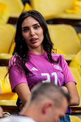 UEFA EURO 2024 Germany Denmark 29 06 2024 Sara Gündogan, wife of Ilkay Gündogan Germany, 21 UEFA EURO 2024 Germany Denmark BVB Stadion Dortmund, Dortmund on 29 06 2024 Copyright: xBEAUTIFULxSPORTS Wunderlx