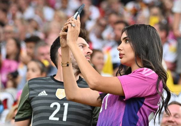 29 06 2024, xscotx, Football EM 2024 round of 16, Germany Denmark, emspor, v l Sara Gündogan, the wife of Ilkay Gündogan Dortmund