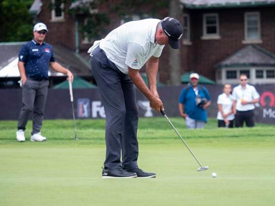 DETROIT, MI - JUNE 29: Matt Kuchar (USA) putts the ball during the third round of the Rocket Mortgage Classic on June 29, 2024 at Detroit Golf Club in Detroit, Michigan. (Photo by Joseph Weiser Icon Sportswire) GOLF: JUN 29 PGA, Golf Herren Rocket Mortgage Classic EDITORIAL USE ONLY Icon2406290053