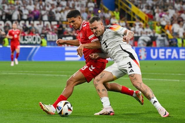 Soccer, Men, Season 2023 24, Euro EM 2024 Round of 16 in Dortmund , Germany Denmark, f l Alexander Bah Denmark and David Raum Germany in a duel , 29 06 2024, Copyright: xMatthiasxKochx