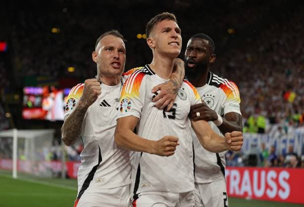 29 06 2024, European Football Championship, UEFA EURO 2024, Germany Denmark, Round of 16, BVB Stadion Dortmund, v l , Goal celebration, celebrate the goal, David Raum Germany, Nico Schlotterbeck Germany , Goal celebration, celebrate the goal, David Raum Germany Copyright: HMBxMedia