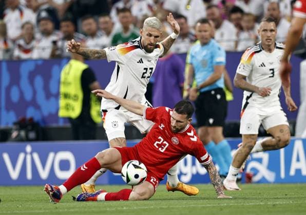 Dortmund - (l-r) Robert Andrich of Germany, Pierre-Emile Hojbjerg of Denmark during the UEFA EURO, EM, Europameisterschaft,Fussball 2024 round of 16 match between Germany and Denmark at BVB Stadium Dortmund on June 29, 2024 in Dortmund, Germany. ANP Hollandse Hoogte MAURICE VAN STEEN UEFA EURO 2024 2024 xVIxANPxSportx xVanxSteenxFotografiexIVx 502360645 originalFilename: 502360645.jpg