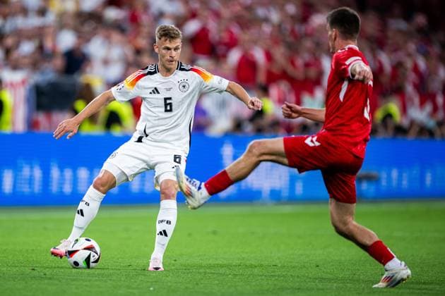 240629 Joshua Kimmich of Germany and Joakim Maehle of Denmark during the UEFA Euro 2024 Football Championship round of 16 match between Germany and Denmark on June 29, 2024 in Dortmund Photo Jesper Zerman BILDBYRAN kod JZ JZ0545 fotboll football soccer fotballs em europamästerskap em uefa euro uefa european football championship euro 2024 tyskland germany danmark denmark bbeng  Copyright: JESPERxZERMAN BB240629JZ027