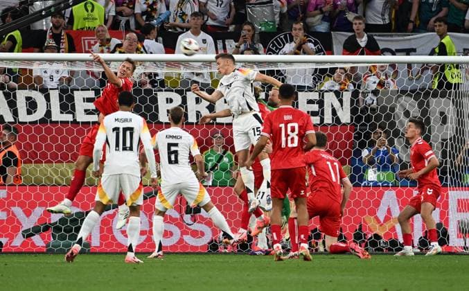 29 06 2024, xsltx, European Football Championship 2024 1 8 Final, Germany Denmark emspor, v l Nico Schlotterbeck Deutsche Fussball Nationalmanschaft DFB , Joachim Christian Andersen Denmark Daenemark , Kasper Schmeichel Denmark Daenemark Foul No Goal DFL DFB REGULATIONS PROHIBIT ANY USE OF PHOTOGRAPHS as IMAGE SEQUENCES and or QUASI VIDEO Dortmund
