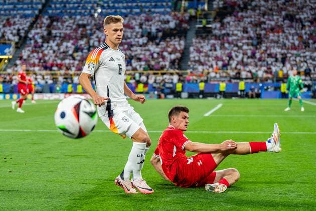 Joshua Kimmich Germany 06 Joakim Maehle Denmark 05 Germany vs Denmark, Men, Football, Round of 16, EURO 2024, 29 06 2024, European Championship Germany vs Denmark, Men, Football, Round of 16, EURO 2024, 29 06 2024, European Championship Dortmund Copyright: xEibner-Pressefoto BahhoxKarax EP_GER