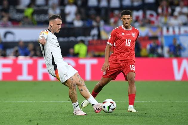 Soccer UEFA EURO 2024 Round of 16 Germany Denmark on 29 06 2024 at BVB Stadium Dortmund in Dortmund David Raum Germany , left Alexander Bah Denmark , right xRx