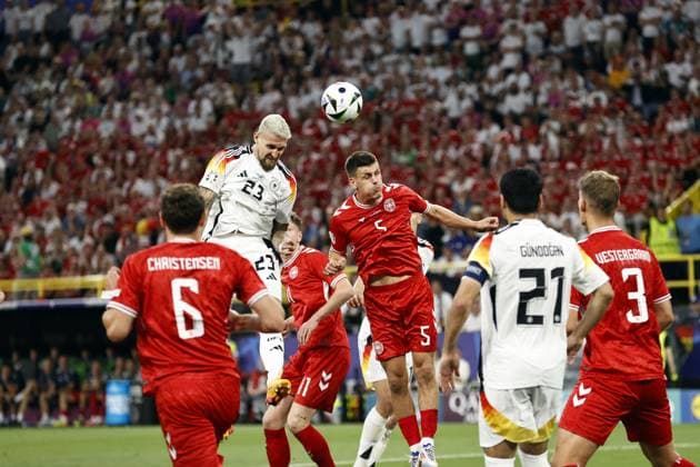 Dortmund - (l-r) Robert Andrich of Germany, Joakim Maehle of Denmark during the UEFA EURO, EM, Europameisterschaft,Fussball 2024 round of 16 match between Germany and Denmark at BVB Stadium Dortmund on June 29, 2024 in Dortmund, Germany. ANP Hollandse Hoogte MAURICE VAN STEEN UEFA EURO 2024 2024 xVIxANPxSportx xVanxSteenxFotografiexIVx 502361205 originalFilename: 502361205.jpg