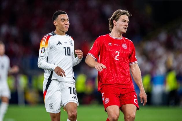 240629 Jamal Musiala of Germany looks dejected during the UEFA Euro 2024 Football Championship round of 16 match between Germany and Denmark on June 29, 2024 in Dortmund Photo Jesper Zerman BILDBYRAN kod JZ JZ0545 fotboll football soccer fotballs em europamästerskap em uefa euro uefa european football championship euro 2024 tyskland germany danmark denmark bbeng dejected depp  Copyright: JESPERxZERMAN BB240629JZ033