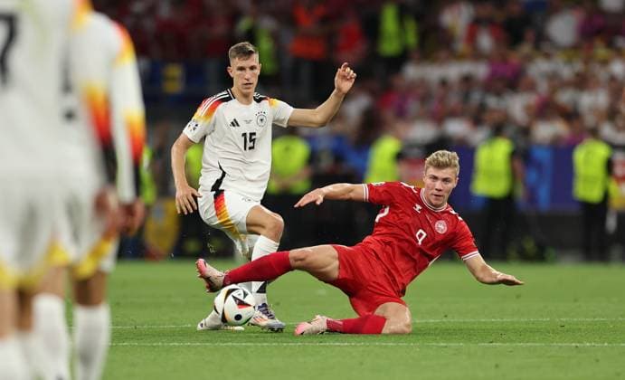 29 06 2024, European Football Championship, UEFA EURO 2024, Germany Denmark, Round of 16, BVB Stadium Dortmund, f l , Nico Schlotterbeck Germany , Rasmus Winther Hojlund Copyright: HMBxMedia