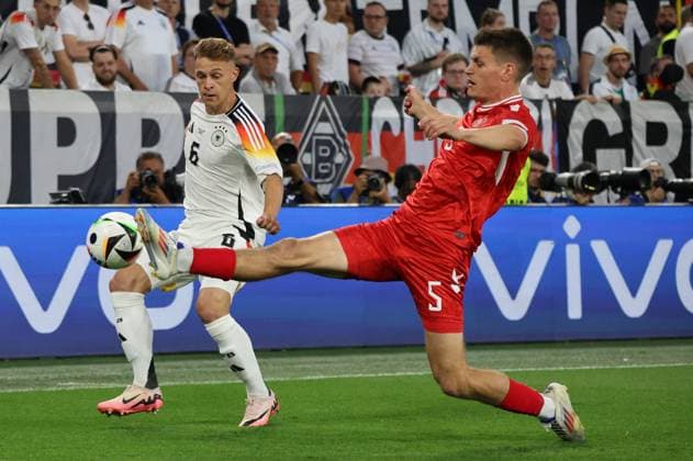 29 06 2024, Football, Men, UEFA European Championship 2024, Round of 16, Germany Denmark, Joshua Kimmich Germany , Joakim Maehle Denmark Dortmund Signal Iduna Park North Rhine-Westphalia Germany EN Copyright: xSebastianxBachx