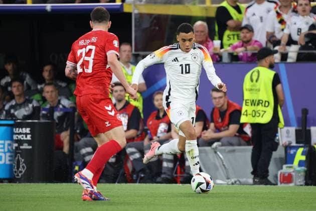 29 06 2024, Football, Men, UEFA European Championship 2024, Round of 16, Germany Denmark, Jamal Musiala Germany , Pierre Emile Hoejbjerg Denmark Dortmund Signal Iduna Park North Rhine-Westphalia Germany EN Copyright: xSebastianxBachx