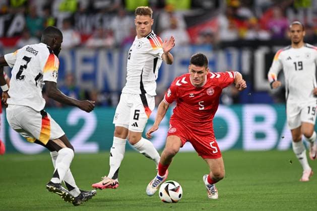 Germany Soccer Euro 2024 Germany - Denmark 8719277 29.06.2024 From left, Germany s Antonio Rudiger, Germany s Joshua Kimmich, Denmark s Joakim Maehle, and Germany s Leroy Sane struggle for the ball during the UEFA EURO, EM, Europameisterschaft,Fussball 2024 Round of 16 soccer match between Germany and Denmark at the BVB Stadion Dortmund, in Dortmund, Germany. Alexey Filippov Sputnik Dortmund Germany  Copyright: xAlexeyxFilippovx
