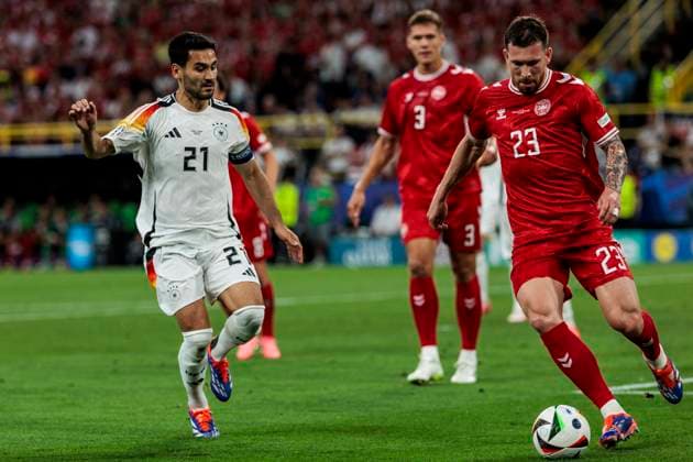 UEFA EURO 2024 Germany Denmark 29 06 2024 Pierre Emile Hojbjerg Denmark, 23 , Ilkay Gündogan Germany, 21 UEFA EURO 2024 Germany Denmark BVB Stadion Dortmund, Dortmund on 29 06 2024 Copyright: xBEAUTIFULxSPORTS Wunderlx