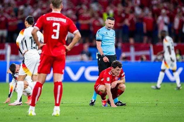 240629 Joakim Maehle of Denmark during the UEFA Euro 2024 Football Championship round of 16 match between Germany and Denmark on June 29, 2024 in Dortmund Photo Jesper Zerman BILDBYRAN kod JZ JZ0545 fotboll football soccer fotballs em europamästerskap em uefa euro uefa european football championship euro 2024 tyskland germany danmark denmark bbeng skada  Copyright: JESPERxZERMAN BB240629JZ043