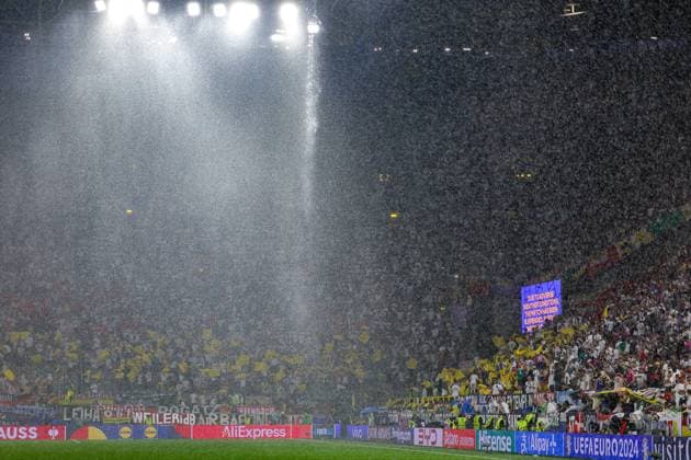 Germany v Denmark Euro 2024 29 06 2024. Round of 16 Play suspended due to thunderstorms during the Round of 16 Euro 2024 match between Germany and Denmark at Signal Iduna Park, Dortmund, Germany on 29 June 2024. Editorial use only , Copyright: xNigelxKeenex PSI-19906-0014