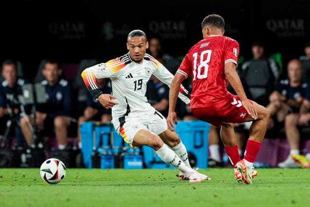 UEFA EURO 2024 Germany Denmark 29 06 2024 Leroy Sane Germany, 19 , Alexander Hartmann Bah Denmark, 18 UEFA EURO 2024 Germany Denmark BVB Stadion Dortmund, Dortmund on 29 06 2024 Copyright: xBEAUTIFULxSPORTS Wunderlx