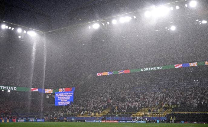 Football Euro 2024 Round of 16 29 06 2024 Germany Denmark Due to the weather conditions the match must be interrupted, heavy rain, rain, hail, water, thunderstorm, storm