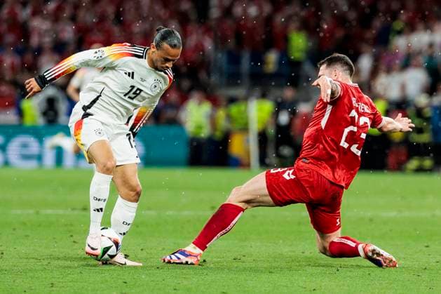 UEFA EURO 2024 Germany Denmark 29 06 2024 Leroy Sane Germany, 19 , Pierre Emile Hojbjerg Denmark, 23 UEFA EURO 2024 Germany Denmark BVB Stadion Dortmund, Dortmund on 29 06 2024 Copyright: xBEAUTIFULxSPORTS Wunderlx