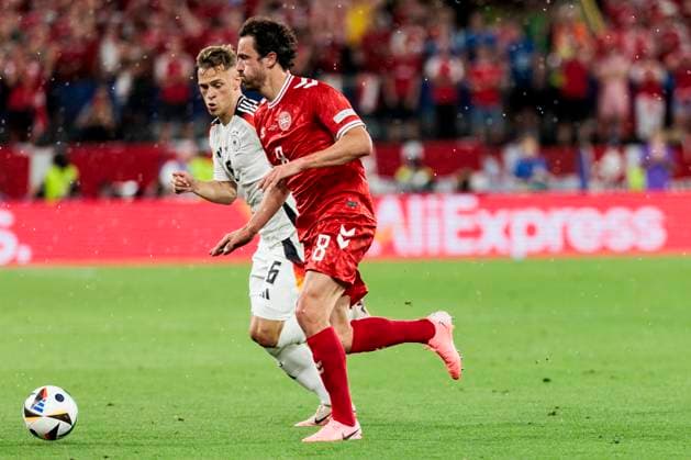 UEFA EURO 2024 Germany Denmark 29 06 2024 Thomas Joseph Delaney Denmark, 8 , Joshua Kimmich Germany, 6 UEFA EURO 2024 Germany Denmark BVB Stadion Dortmund, Dortmund on 29 06 2024 Copyright: xBEAUTIFULxSPORTS Wunderlx