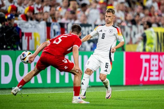 240629 Joshua Kimmich of Germany during the UEFA Euro 2024 Football Championship round of 16 match between Germany and Denmark on June 29, 2024 in Dortmund Photo Jesper Zerman BILDBYRAN kod JZ JZ0545 fotboll football soccer fotballs em europamästerskap em uefa euro uefa european football championship euro 2024 tyskland germany danmark denmark bbeng  Copyright: JESPERxZERMAN BB240629JZ072