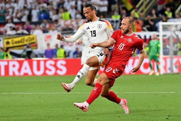 29 06 2024, xjrdrx, Football EM 2024 1 8 Final, Germany Denmark emspor, v l Leroy Sane Deutsche Fussball Nationalmannschaft DFB Christian Eriksen Denmark Daenemark Zweikampf, Aktion, action, battle for the ball UEFA REGULATIONS PROHIBIT ANY USE OF PHOTOGRAPHS as IMAGE SEQUENCES and or QUASI VIDEO Dortmund