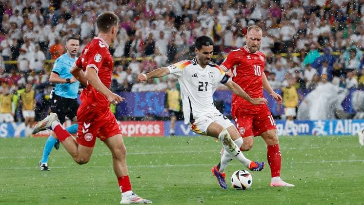 29 06 2024, Football, Euro 2024, Round of 16, Germany - Denmark, GER, Dortmund, BVB Stadion Picture from left Joakim Mahle Denmark, 5 , Ilkay Guendogan Germany, 21 and Christian Eriksen Denmark, 10 Copyright: HMBxMedia xHeikoxBecker