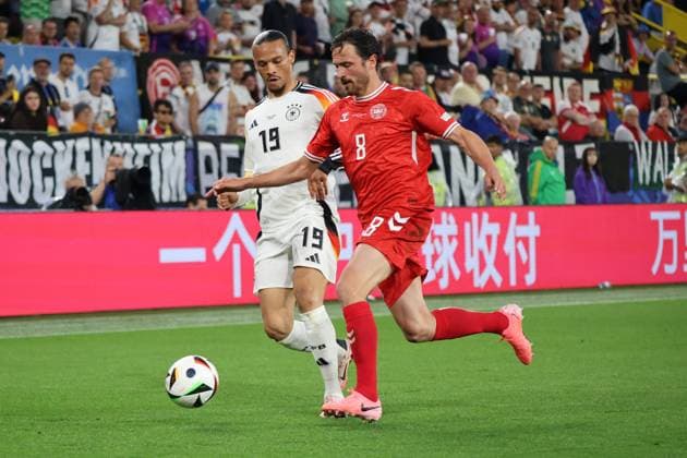 29 06 2024, Football, Men, UEFA European Championship 2024, Round of 16, Germany Denmark, Leroy Sane Germany , Thomas Delaney Denmark Dortmund Signal Iduna Park North Rhine-Westphalia Germany EN Copyright: xSebastianxBachx