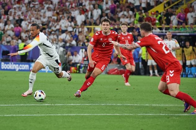 29 06 2024, Football, Men, UEFA European Championship 2024, Round of 16, Germany Denmark, Leroy Sane Germany , Andreas Christensen Denmark Dortmund Signal Iduna Park North Rhine-Westphalia Germany EN Copyright: xSebastianxBachx